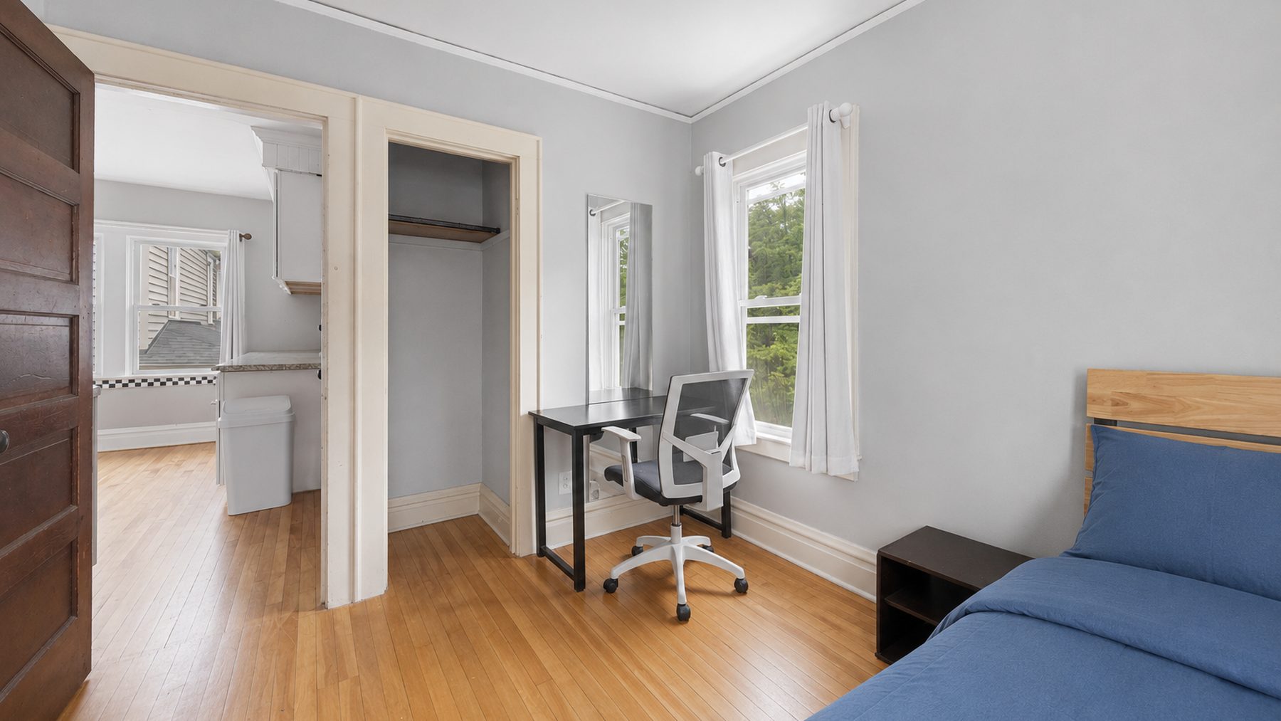 825 Ackerman Avenue - bedroom with desk and closet